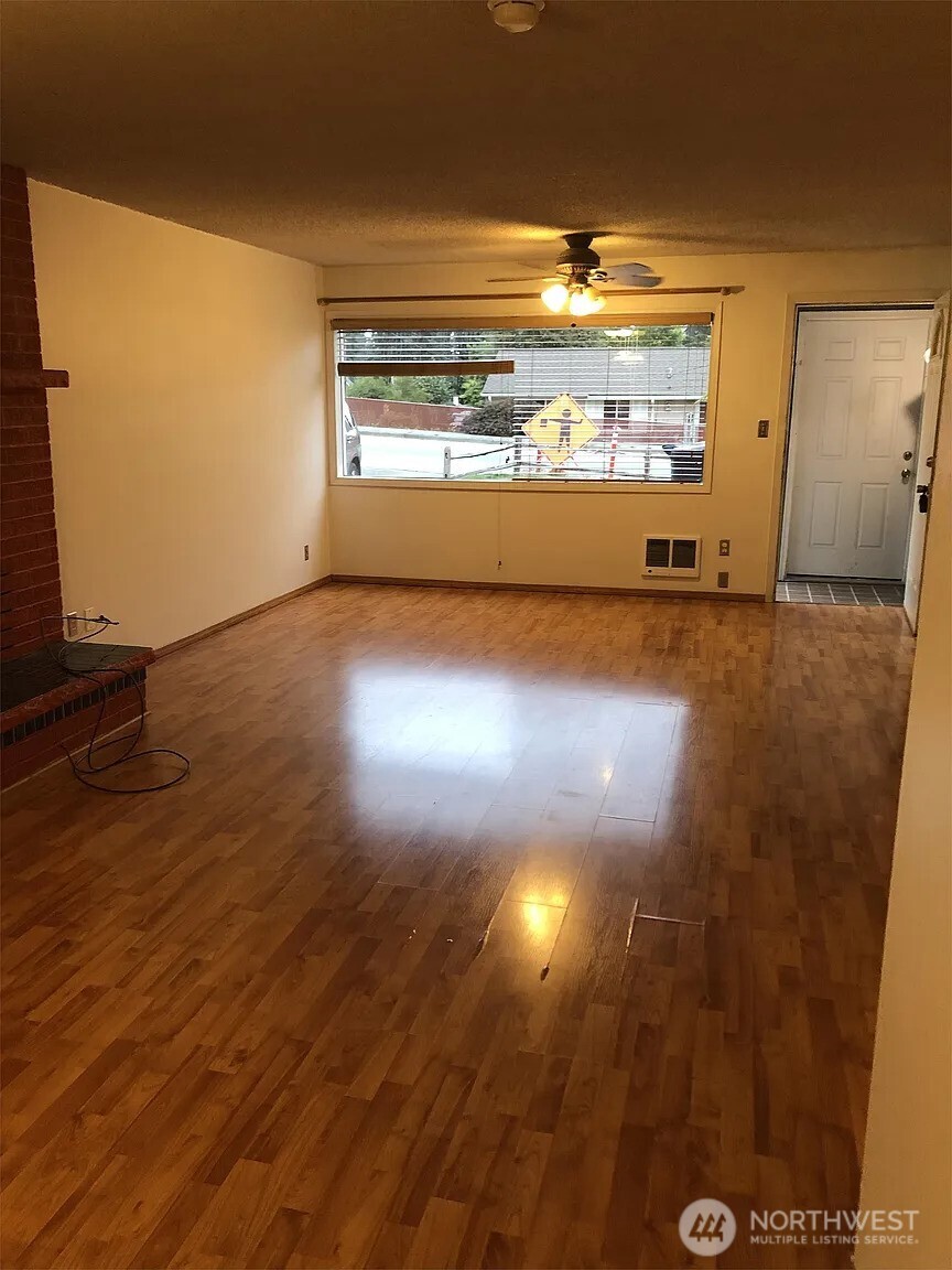 23504 58th Avenue W, Mountlake Terrace, WA 98043