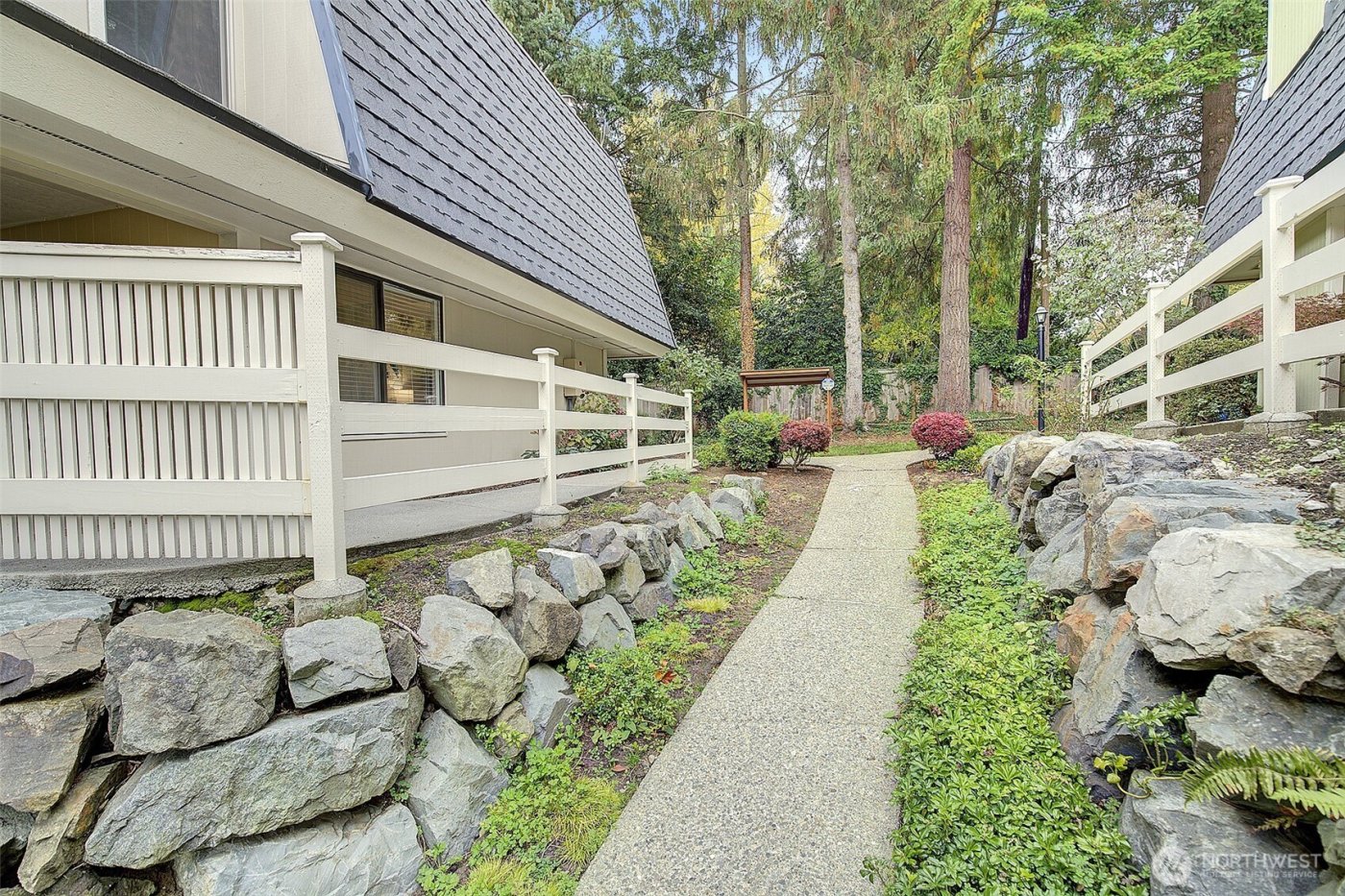 9900 NE 124th Street #1315, Kirkland, WA 98034-3764