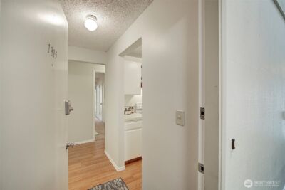 9900 NE 124th Street #1315, Kirkland, WA 98034-3764 - Photo 12