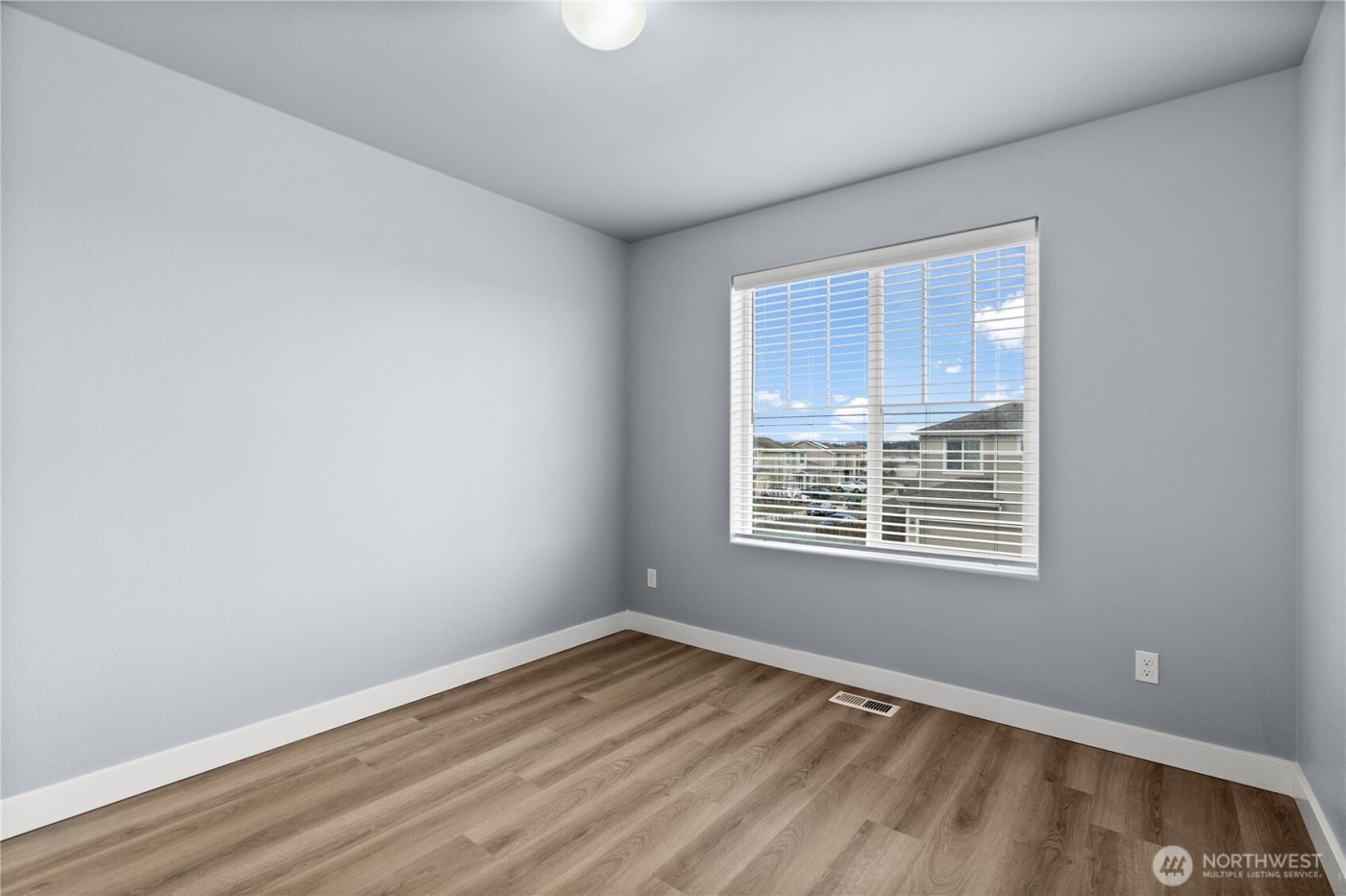 19011 112th Avenue Ct E, Puyallup, WA 98374