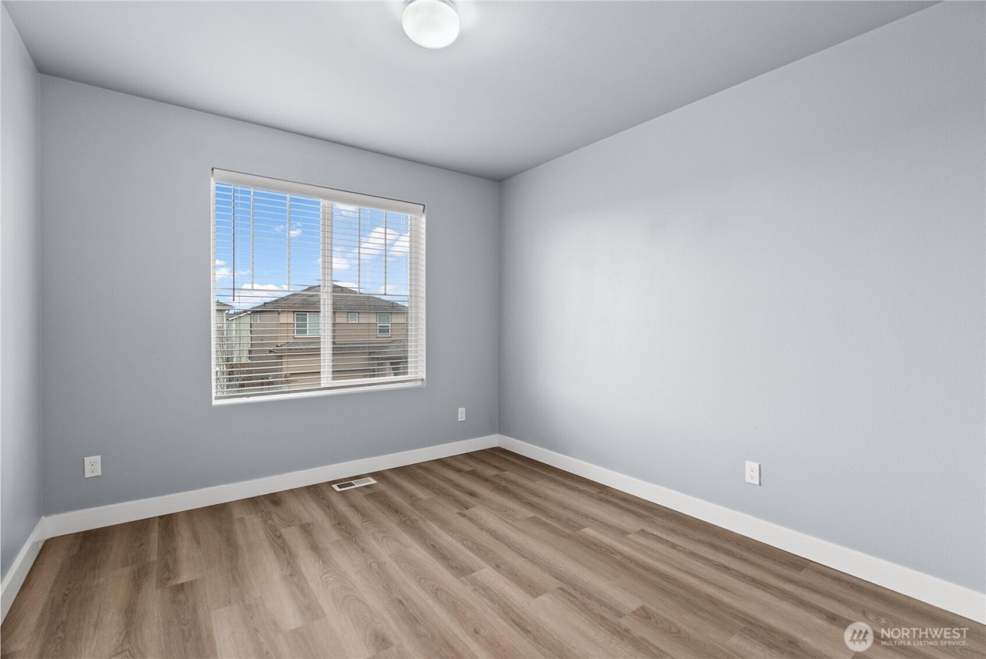 19011 112th Avenue Ct E, Puyallup, WA 98374