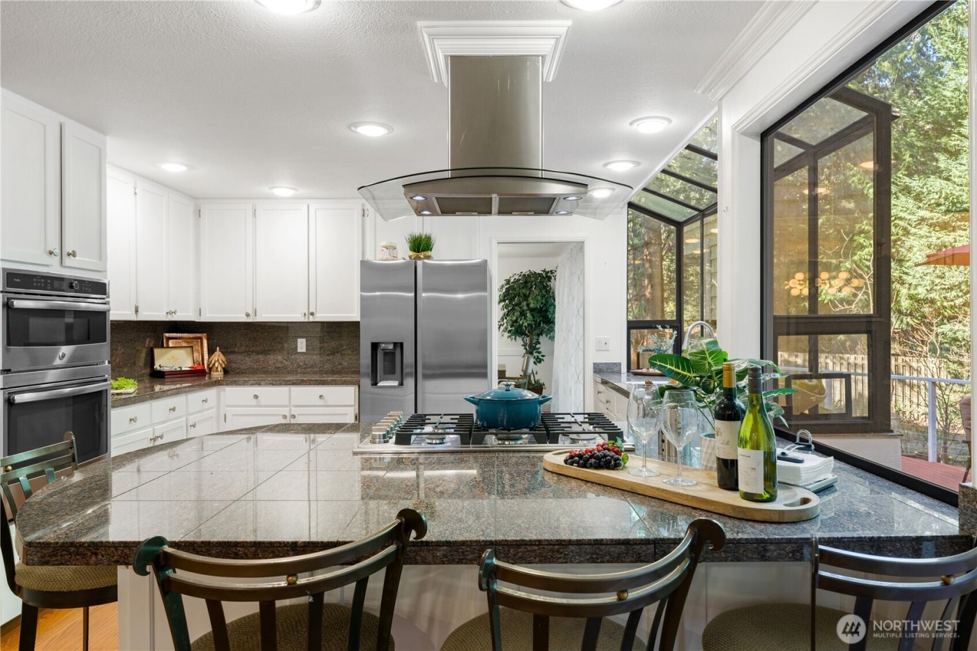 21842 NE 30th Place , Sammamish, WA 98074