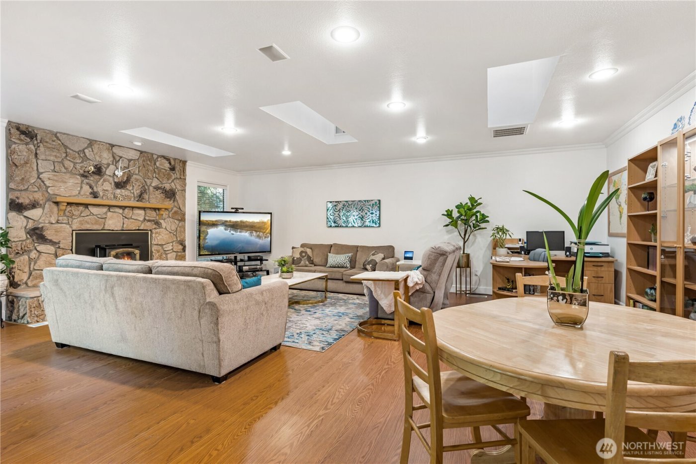 21842 NE 30th Place , Sammamish, WA 98074