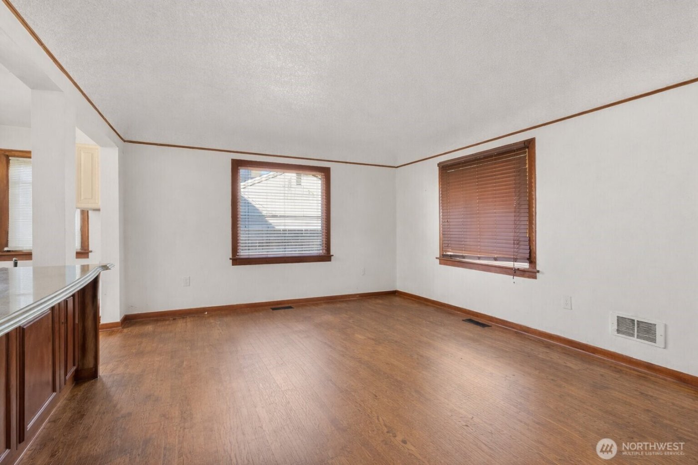 749 4th Avenue N, Kent, WA 98032