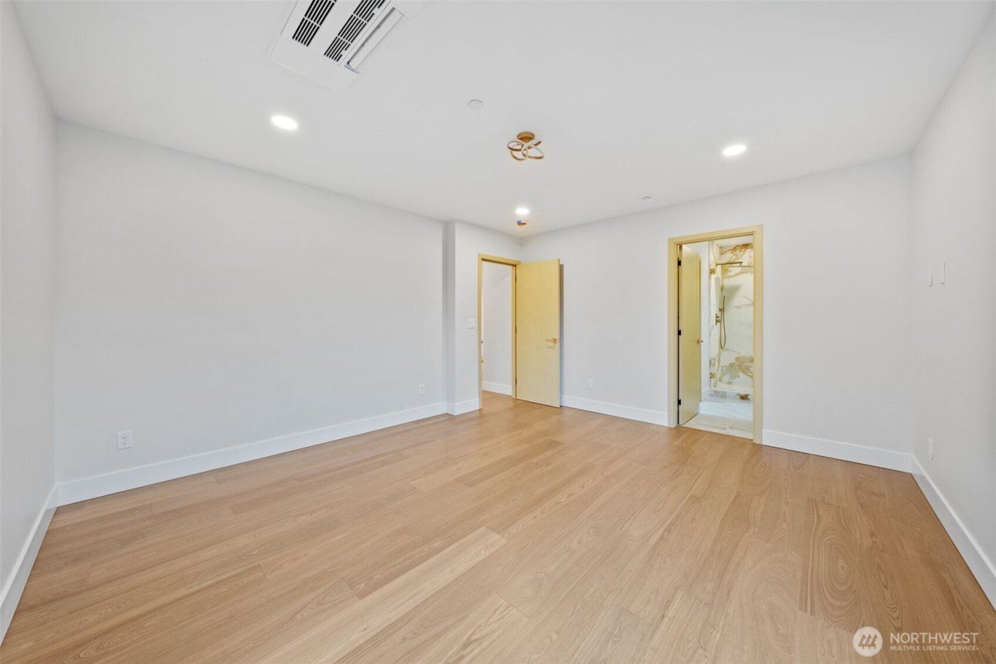 7905 240th Street SW, Edmonds, WA 98026