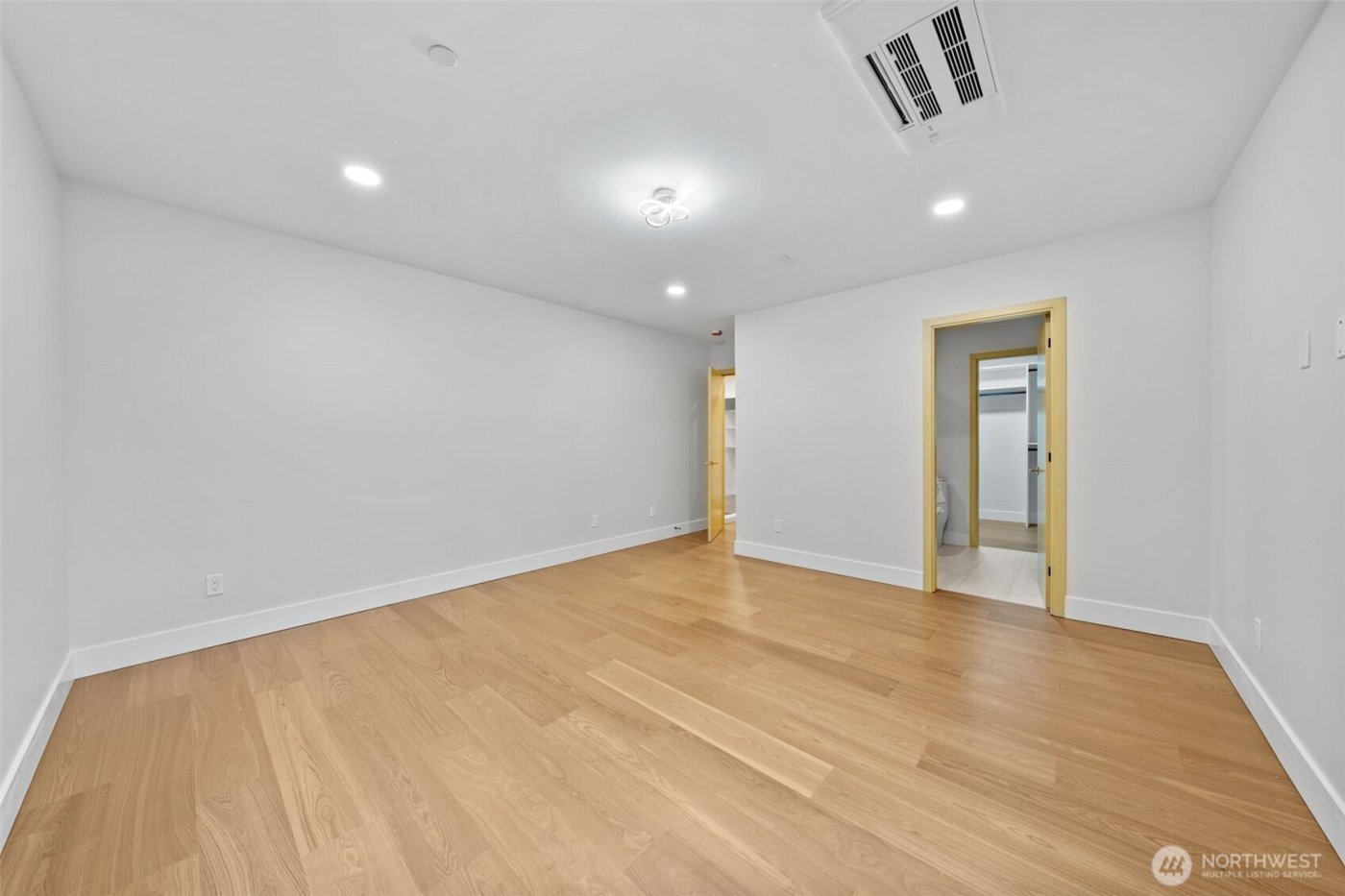 7905 240th Street SW, Edmonds, WA 98026