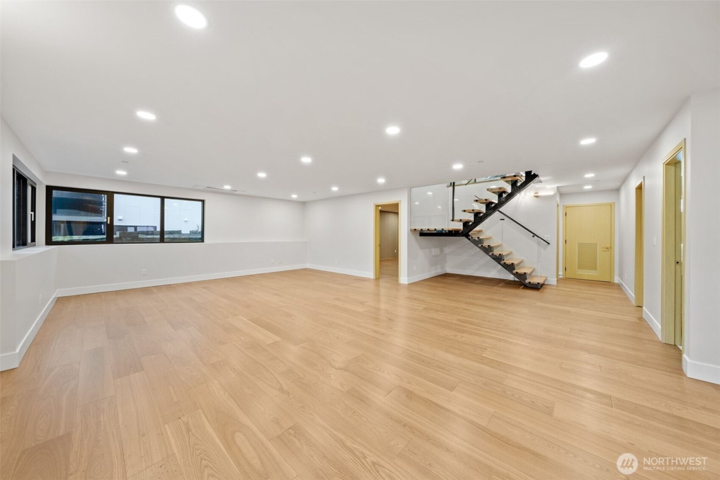 7905 240th Street SW, Edmonds, WA 98026