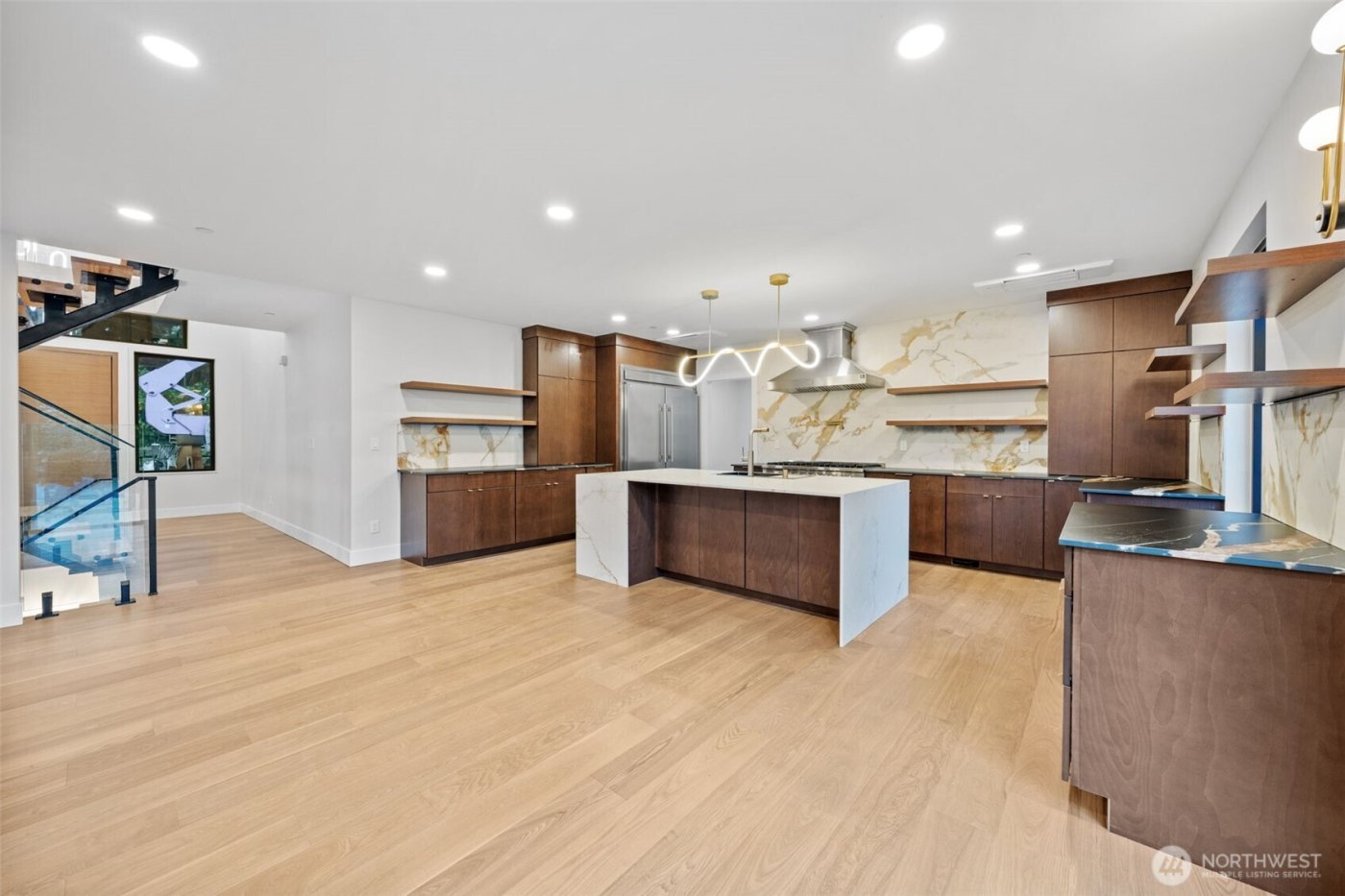 7905 240th Street SW, Edmonds, WA 98026