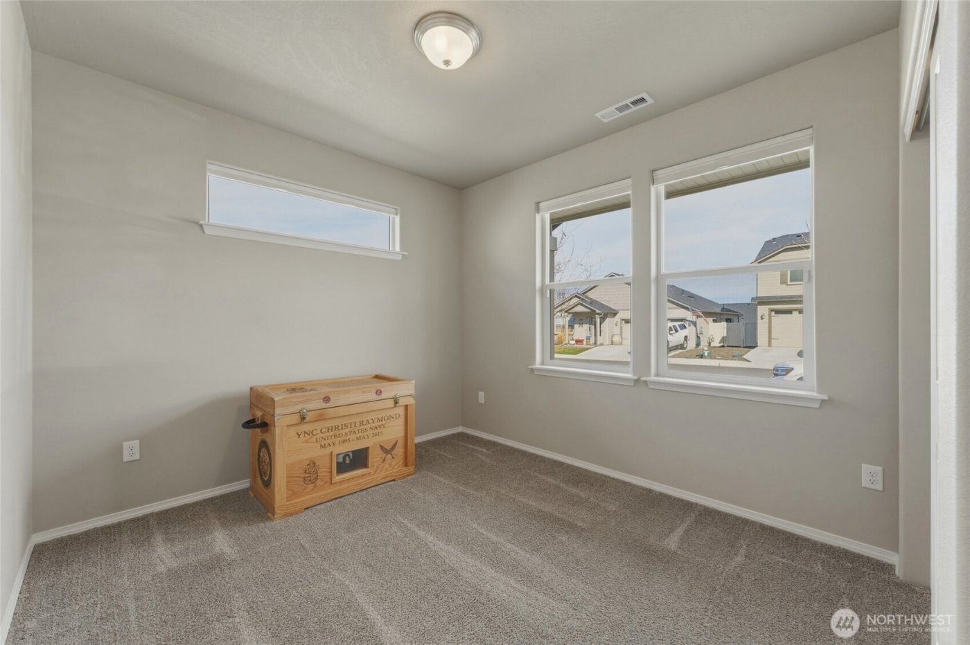 1203 SW Julia Street , College Place, WA 99324