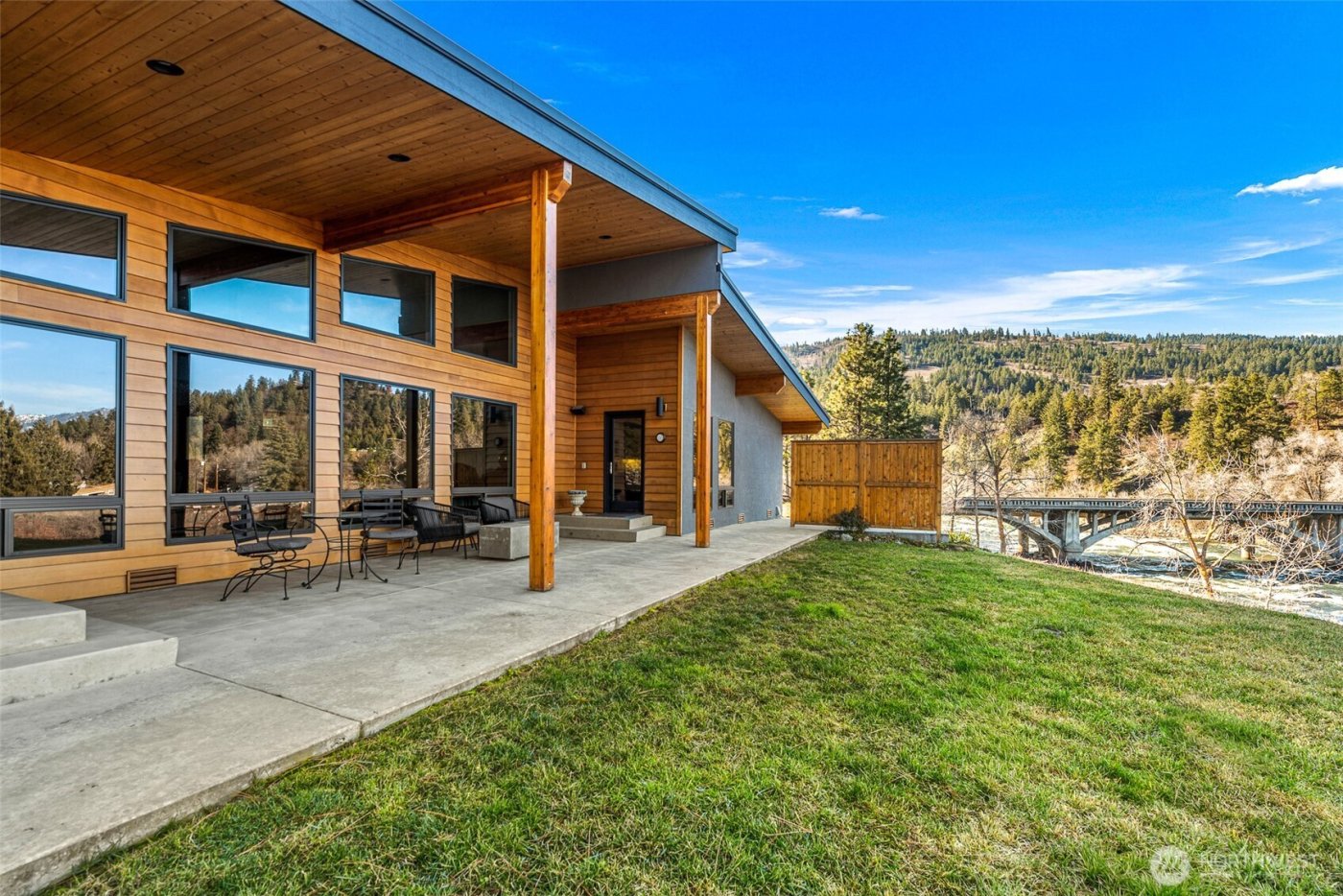 34 Steelhead Lane , Dryden, WA 98821-1111