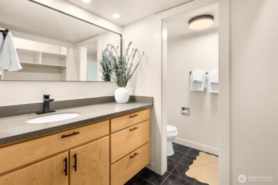 4707 W lake sammamish Parkway SE #d304, Issaquah, WA 98027 - Photo 20