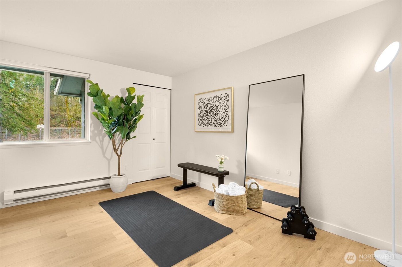 4707 W lake sammamish Parkway SE #d304, Issaquah, WA 98027