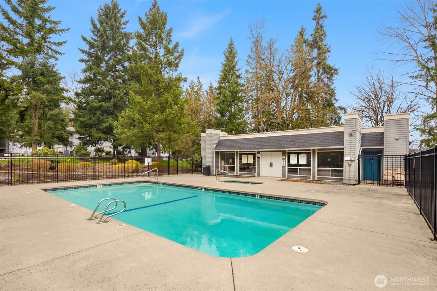 4707 W lake sammamish Parkway SE #d304, Issaquah, WA 98027