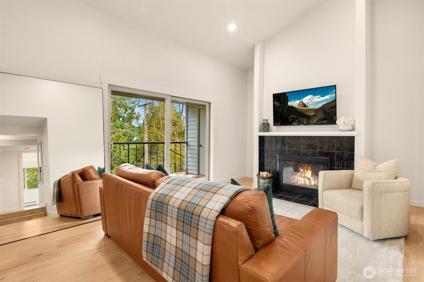 4707 W lake sammamish Parkway SE #d304, Issaquah, WA 98027