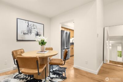 4707 W lake sammamish Parkway SE #d304, Issaquah, WA 98027 - Photo 9