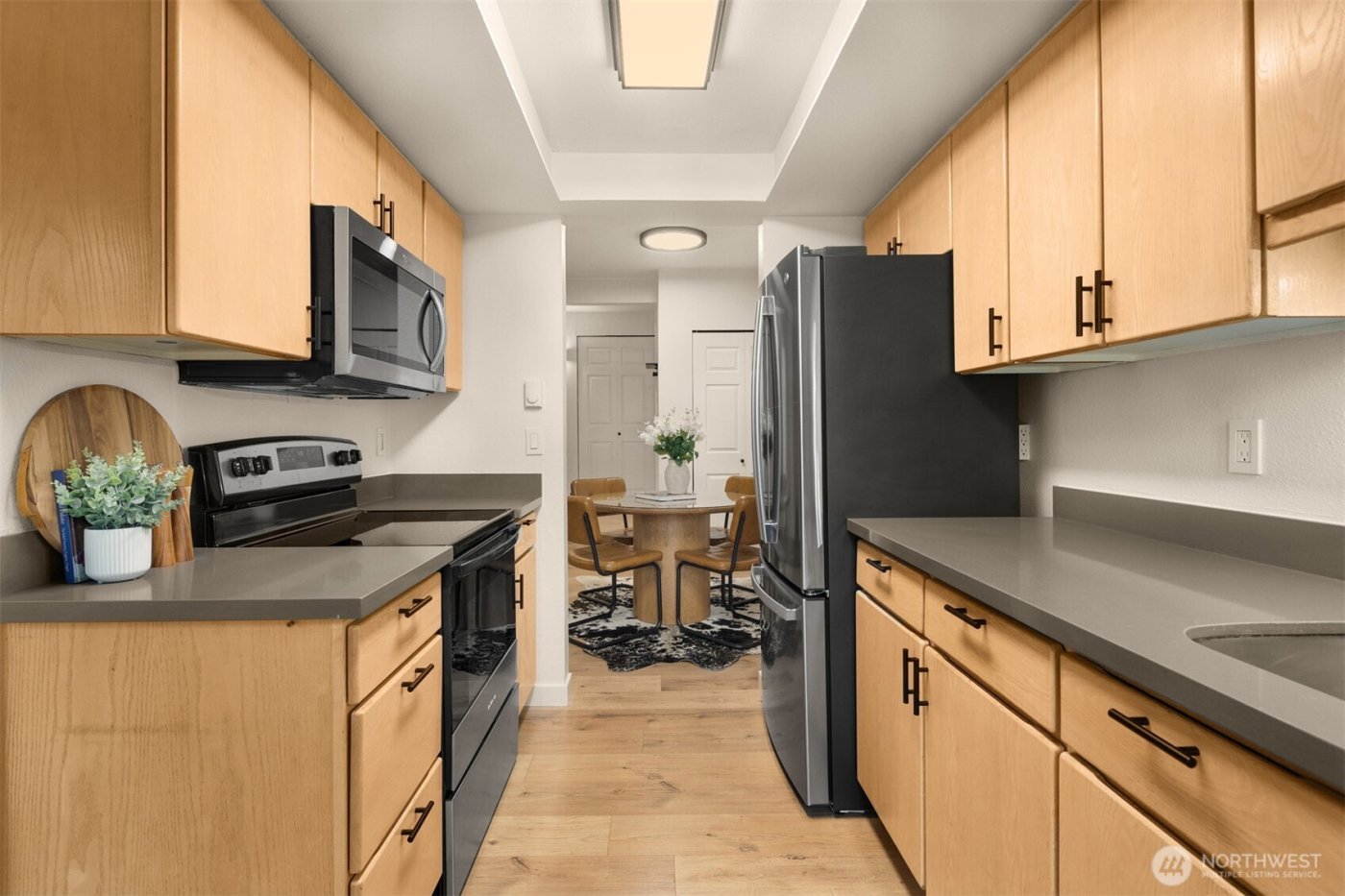 4707 W lake sammamish Parkway SE #d304, Issaquah, WA 98027