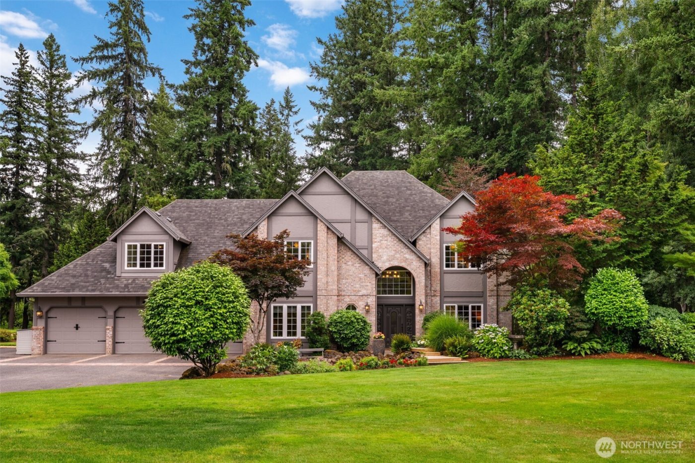 21917 NE 28th Street , Camas, WA 98607