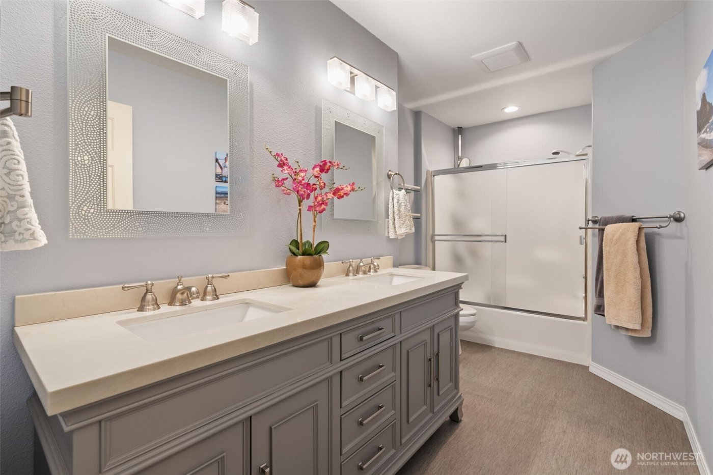 21917 NE 28th Street , Camas, WA 98607