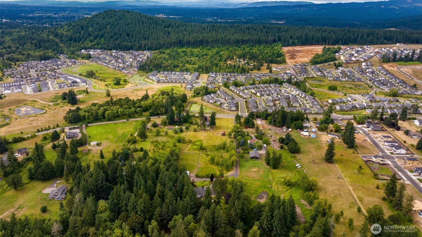 21917 NE 28th Street , Camas, WA 98607