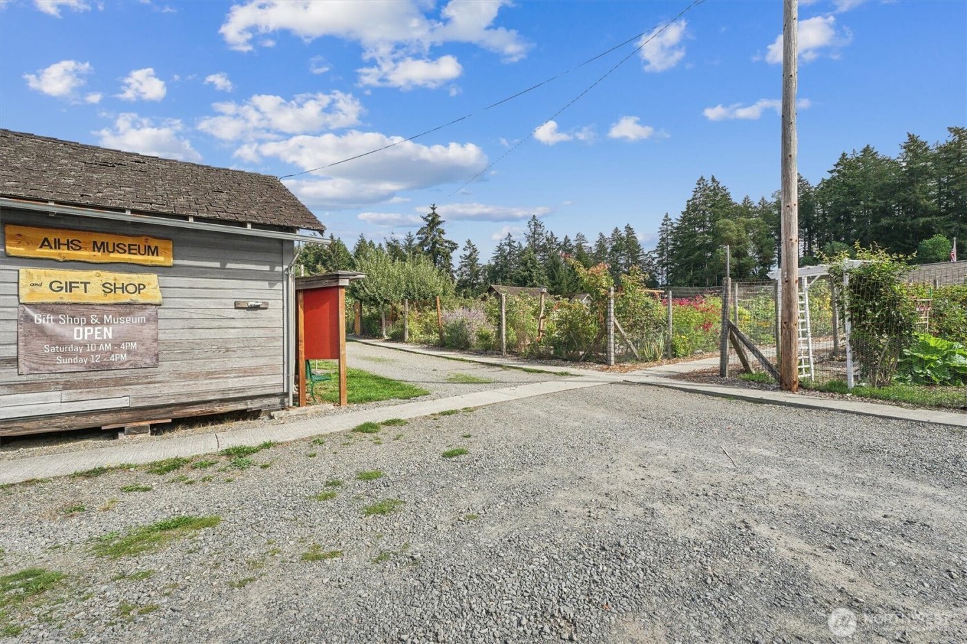 10213 Edgewood Drive , Anderson Island, WA 98303