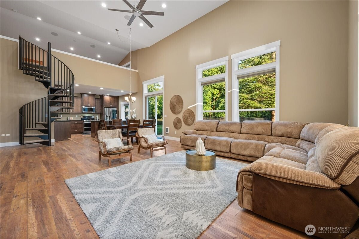 38724 NE Christensen Road , La Center, WA 98629