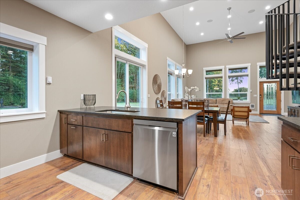 38724 NE Christensen Road , La Center, WA 98629