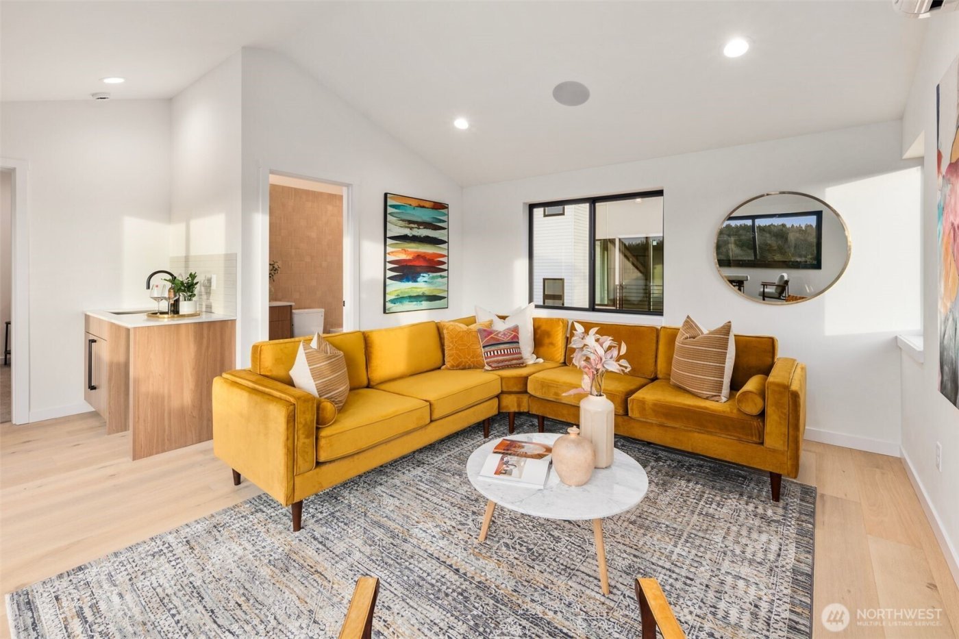 5252 23rd Avenue SW, Seattle, WA 98106