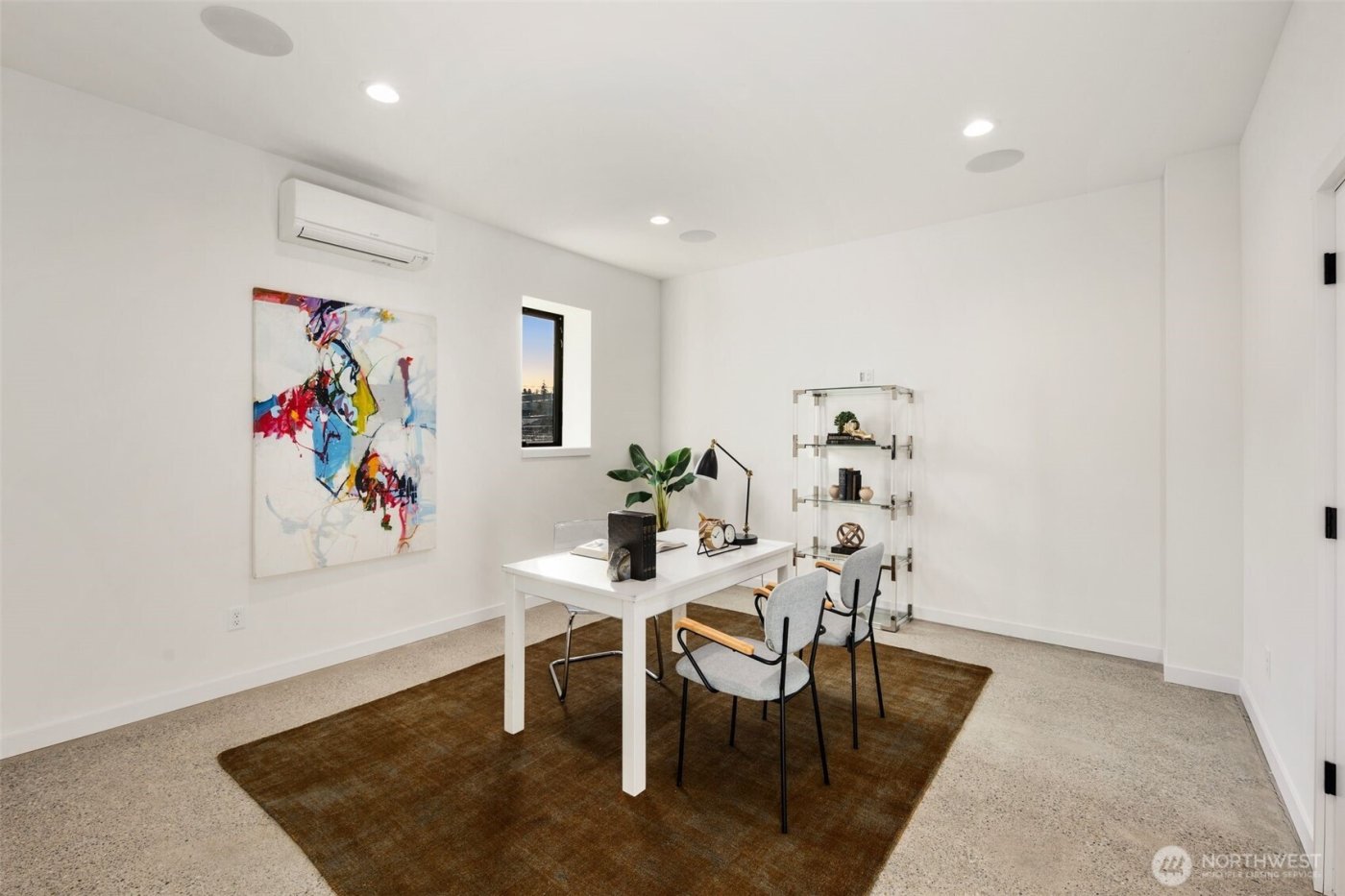 5252 23rd Avenue SW, Seattle, WA 98106