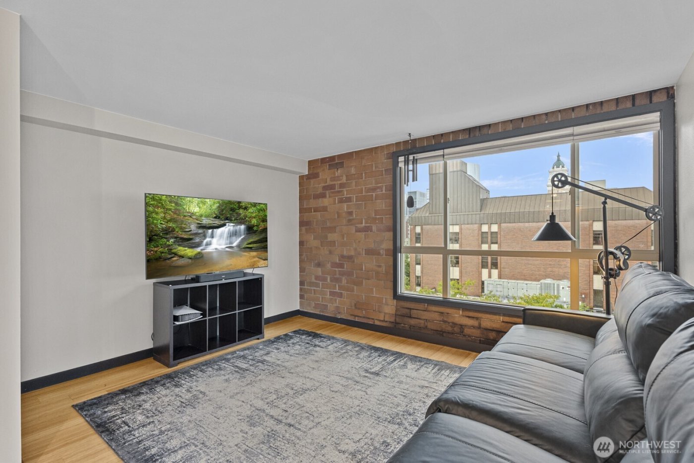 905 Cherry Street #601, Seattle, WA 98104