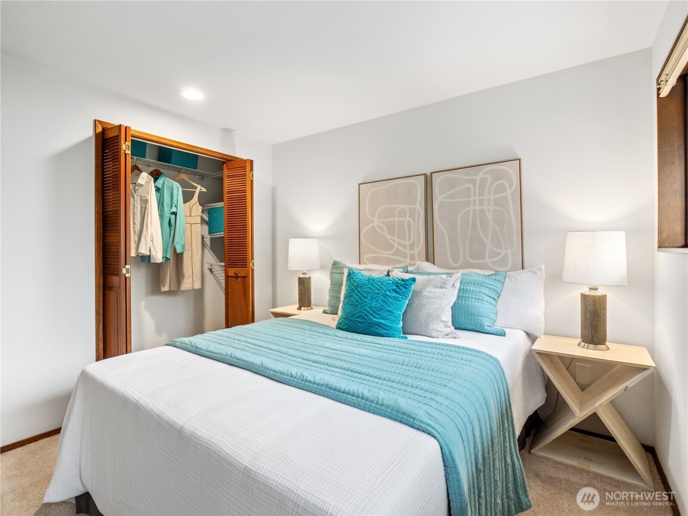 17519 NE 38th Court #9B, Redmond, WA 98052