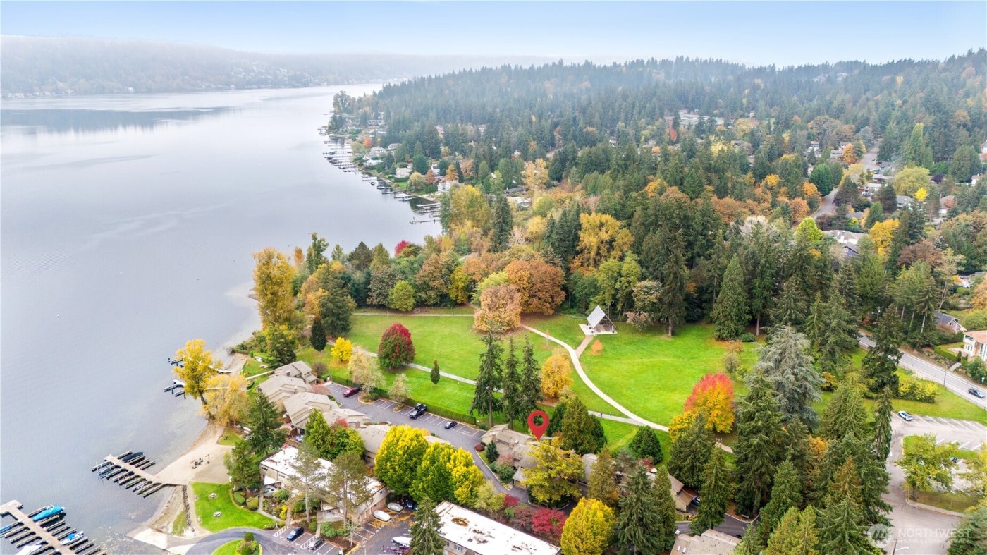 17519 NE 38th Court #9B, Redmond, WA 98052