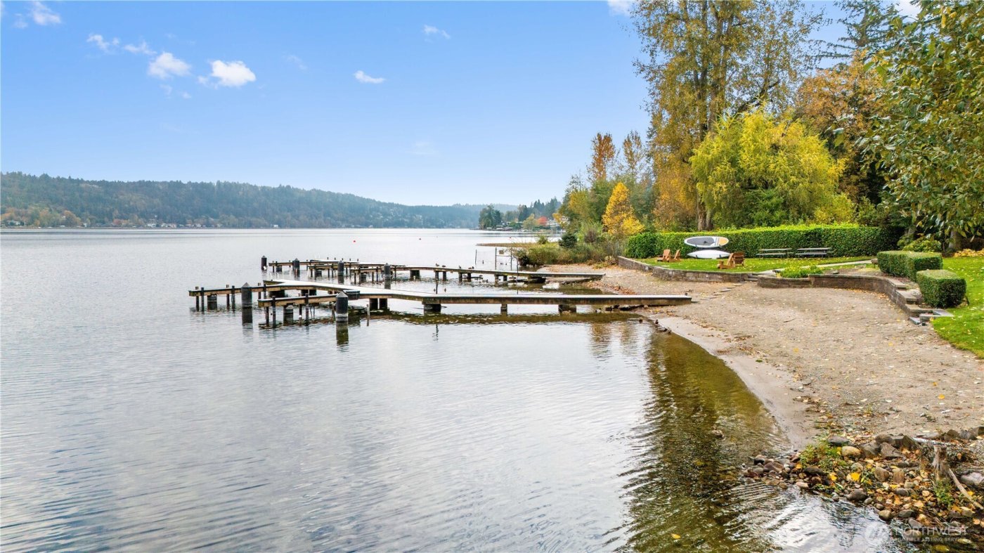 17519 NE 38th Court #9B, Redmond, WA 98052