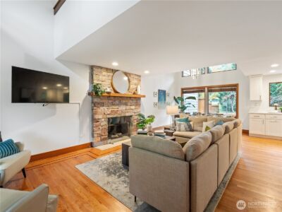17519 NE 38th Court #9B, Redmond, WA 98052 - Photo 9