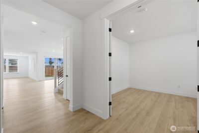 20431 Myrtle Place E, Bonney Lake, WA 98391 - Photo 8