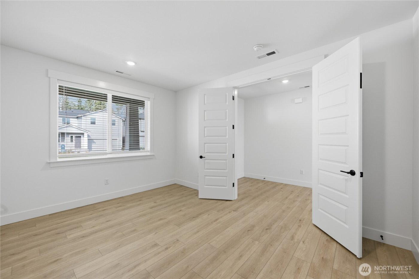 20431 Myrtle Place E, Bonney Lake, WA 98391