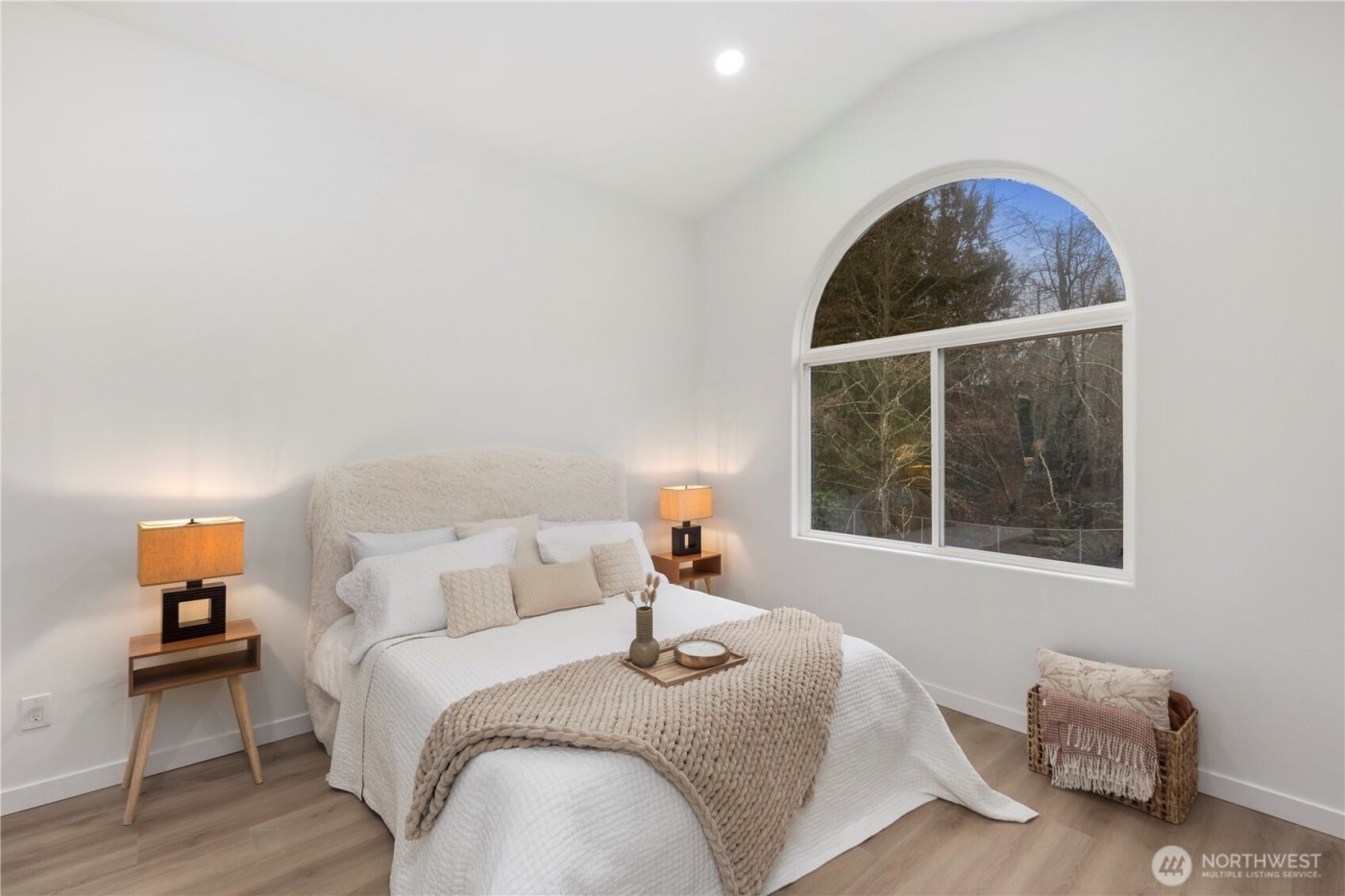 15604 48th Pl W , Edmonds, WA 98026