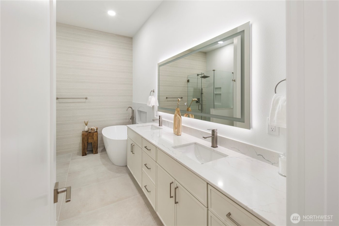 15604 48th Pl W , Edmonds, WA 98026