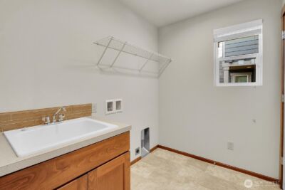 5209 Glenwood Avenue , Everett, WA 98203 - Photo 16