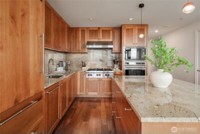 10700 NE 4th Street #2802, Bellevue, WA 98004 - Photo 8