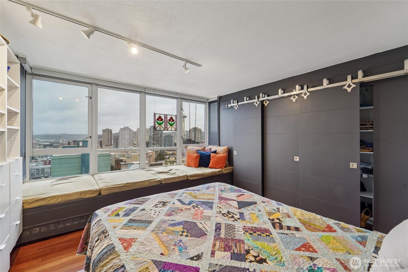 2125 1st Avenue #1702, Seattle, WA 98121