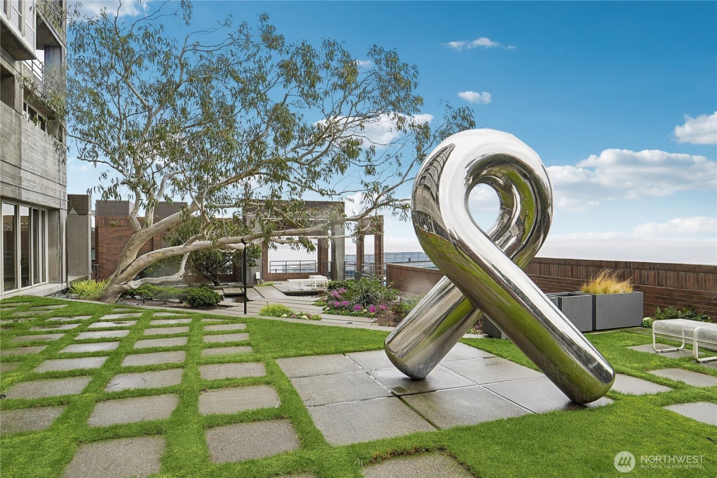 2125 1st Avenue #1702, Seattle, WA 98121