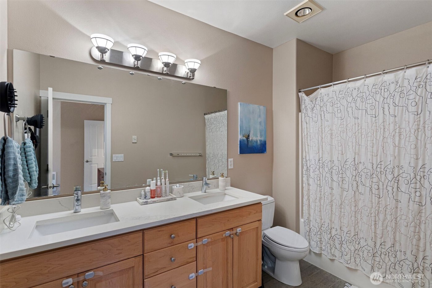 1855 Trossachs Boulevard SE #703, Sammamish, WA 98075