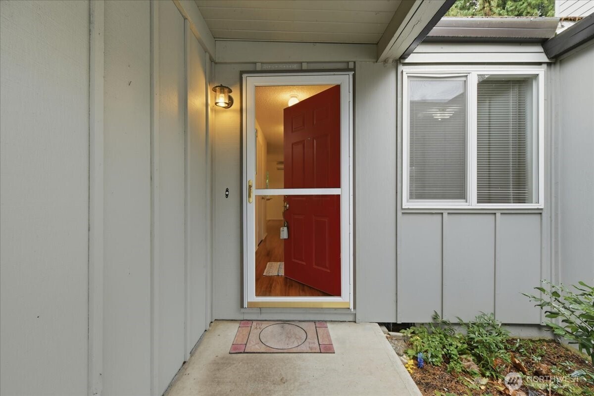 13102 NW 8th Way #C, Vancouver, WA 98685