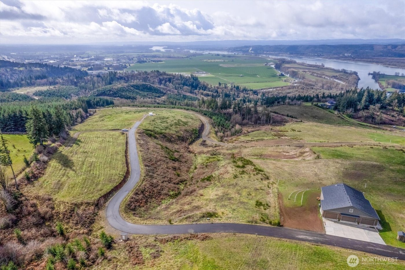 147 Lost Creek Lane #G, Woodland, WA 98674