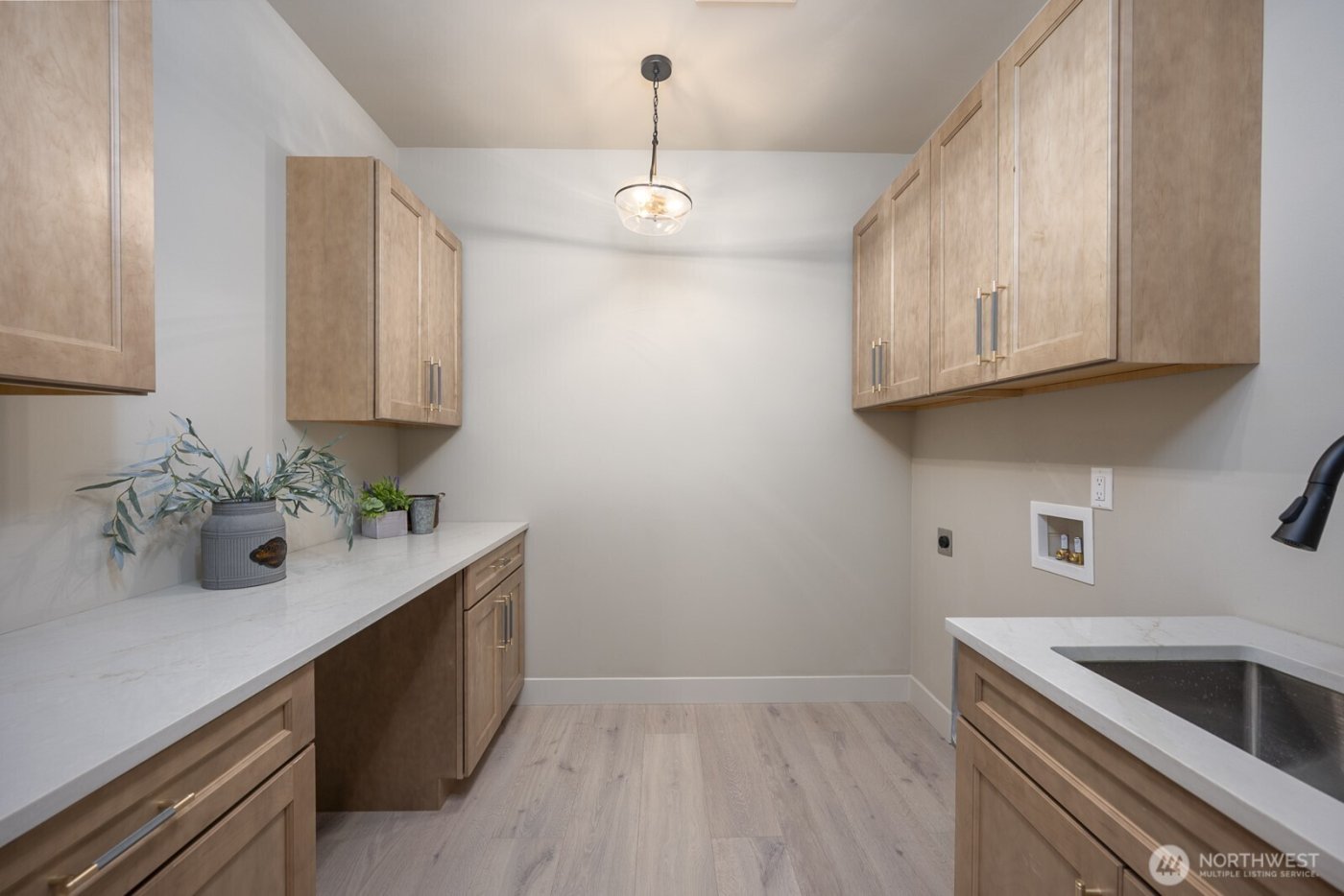 2053 H.2 Road , Moses Lake, WA 98837