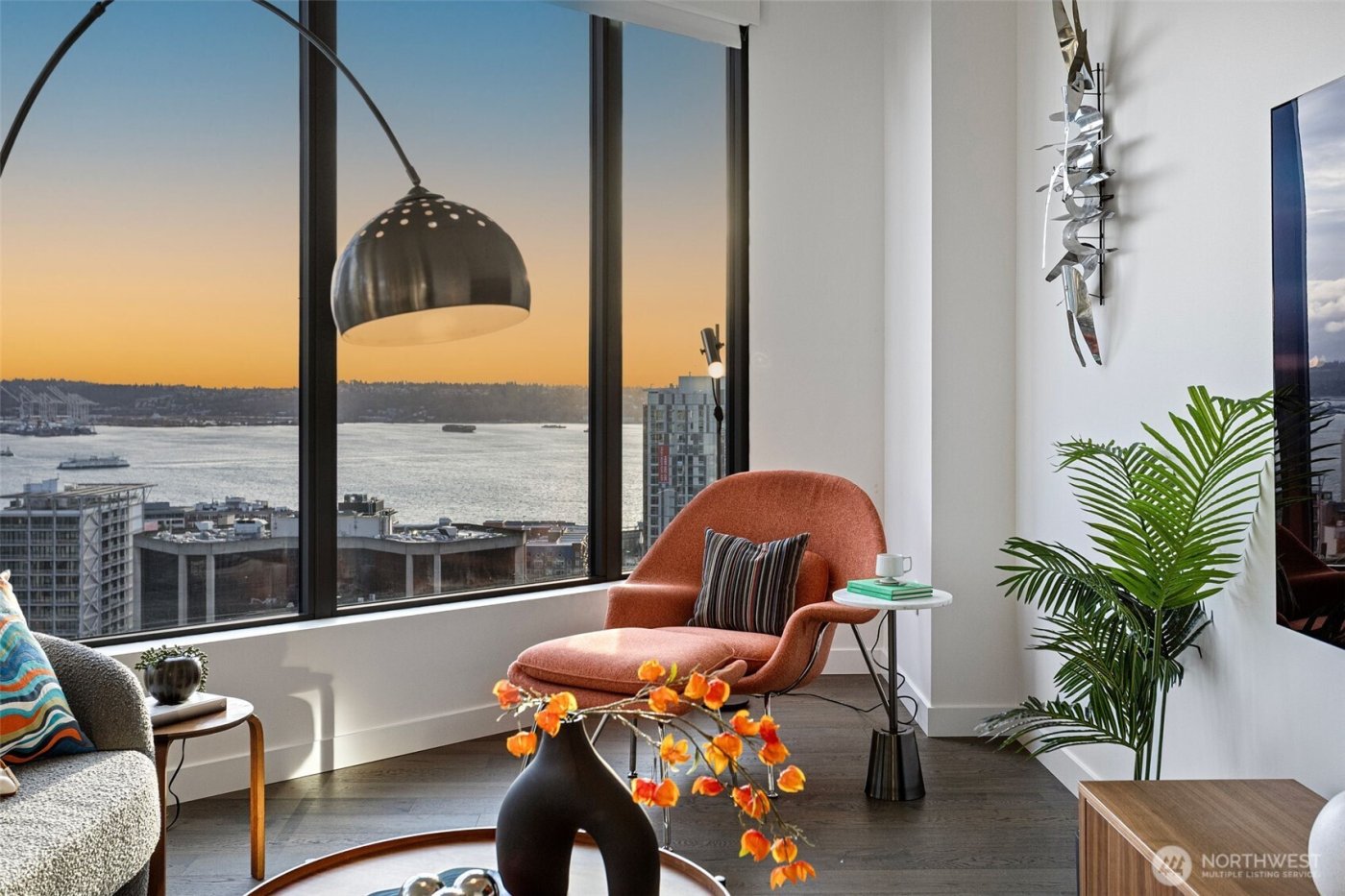 2510 6th Avenue #2504, Seattle, WA 98121