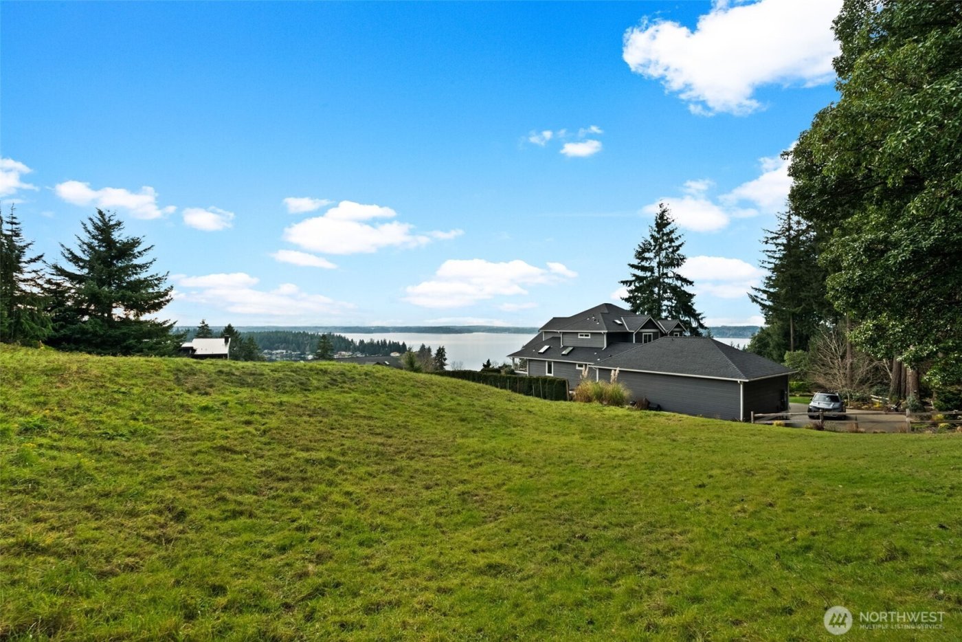 10323 51st Street NW, Gig Harbor, WA 98335