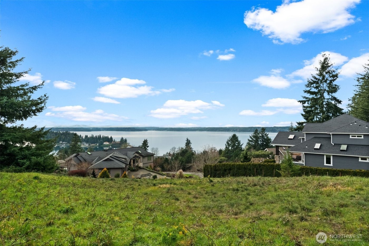 10323 51st Street NW, Gig Harbor, WA 98335