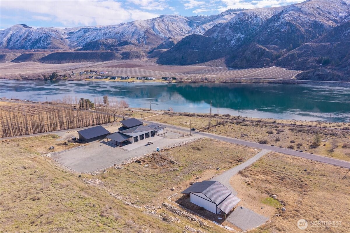 4241 Stayman Flats Road , Chelan, WA 98816