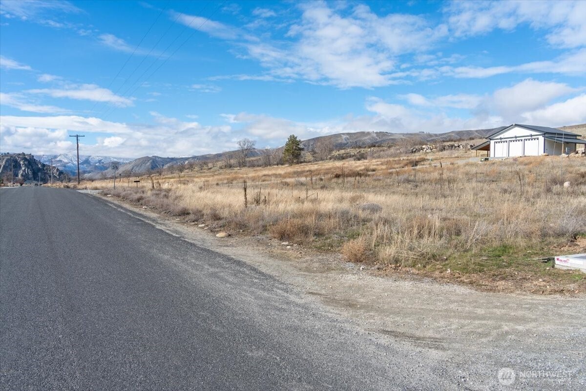 4241 Stayman Flats Road , Chelan, WA 98816